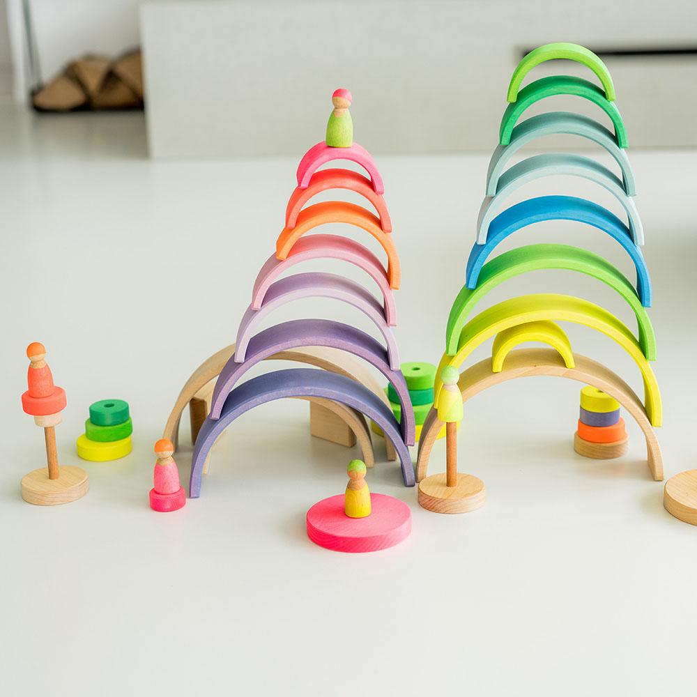 Grimm's - Stacking Rainbow - Neon Green - 10pcs