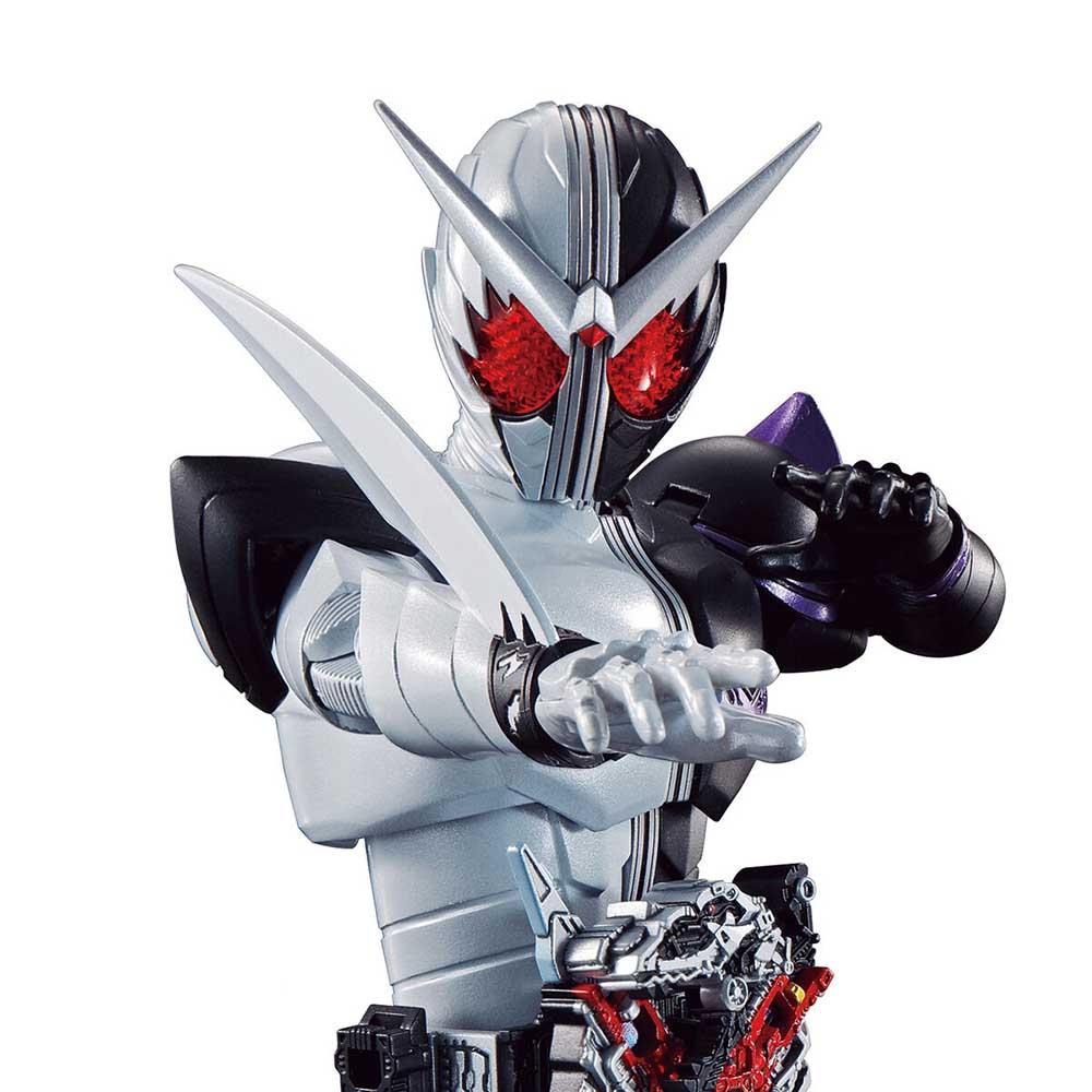 Bandai - Figure-Rise Standard Kamen Rider Double Fangjoker Plastic Model Kit