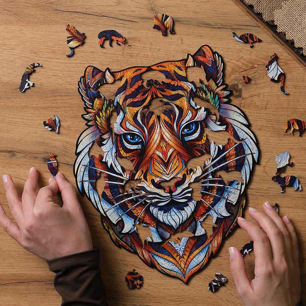 Unidragon - Figured Wooden Puzzle Kit - Lovely Tiger - King - 273pcs