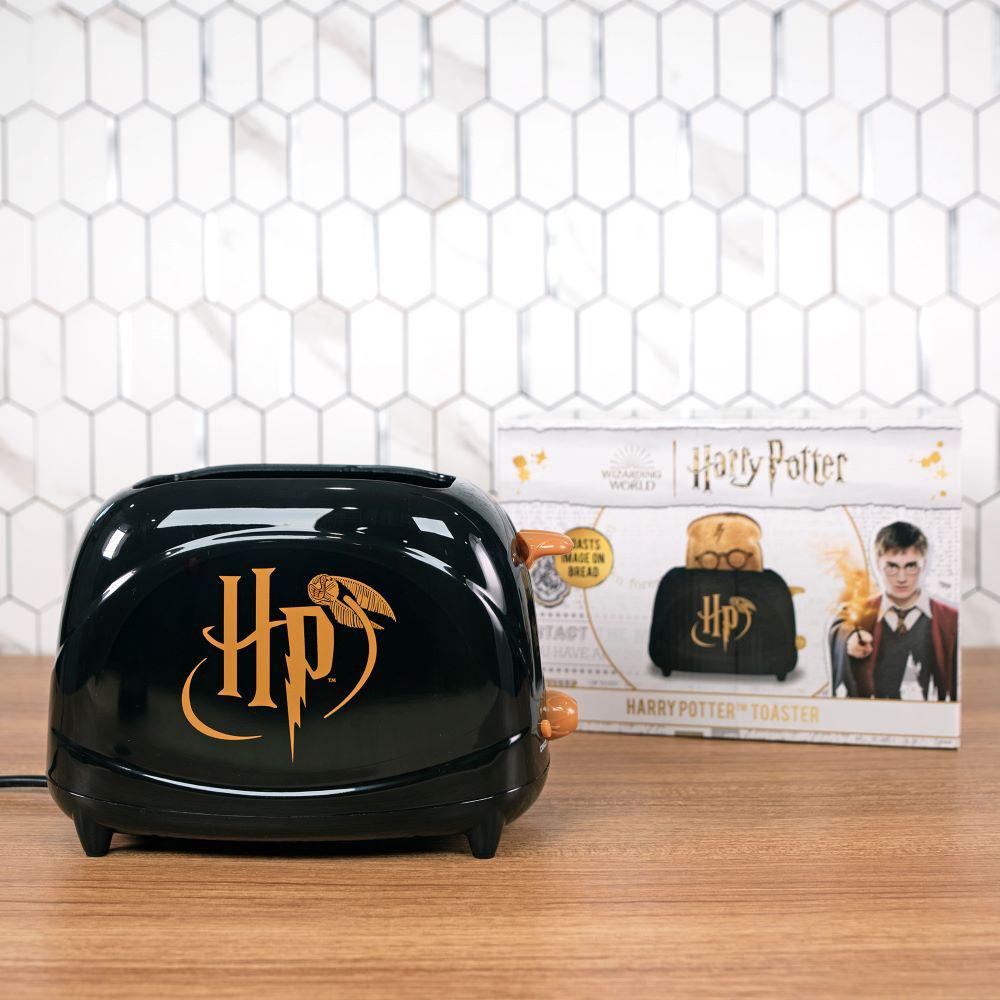 Uncanny Brands - Harry Potter Toaster w/ Waffle & Sandwich Maker