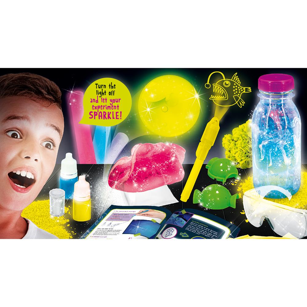 I'm A Genius Science - Science In The Dark Kit